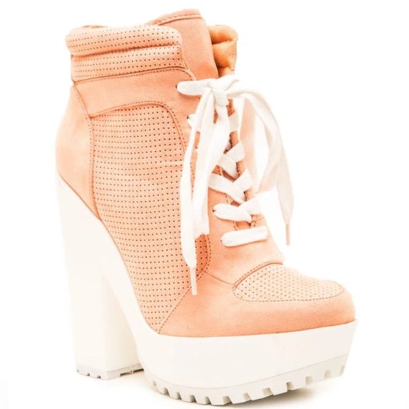 Private Label Shoes - New Suede Platform High Heel Booties